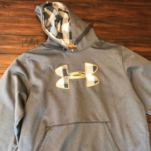 Under Armour men’s XL hoodie. Great condition l!